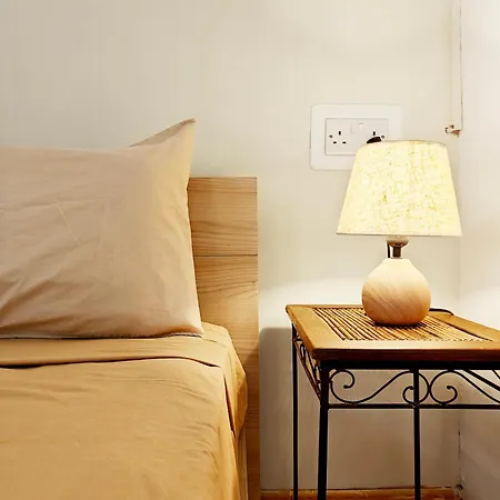 Corner View 1 Iz-Zlielaq