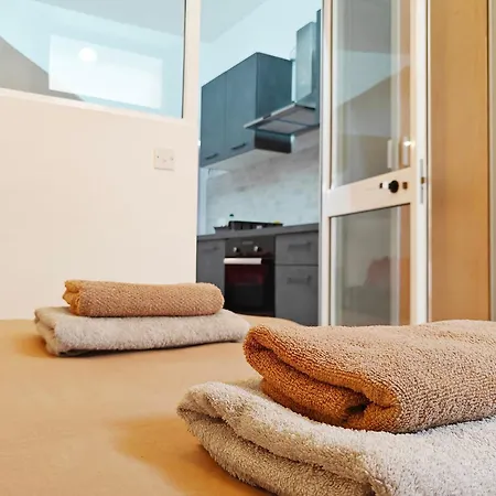 Corner View 1 Iz-Zlielaq