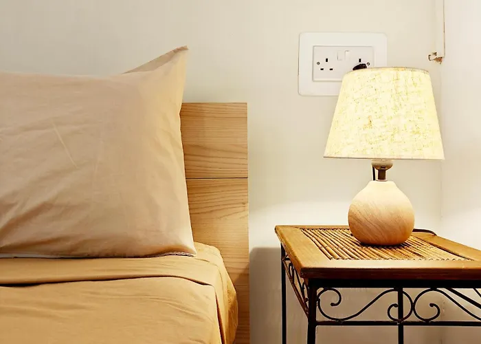 Corner View 1 マルサスカーラ