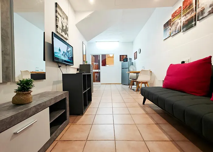 アパート Corner View 1