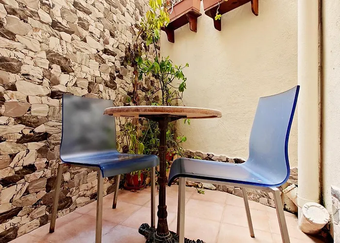 Corner View 1 * マルサスカーラ